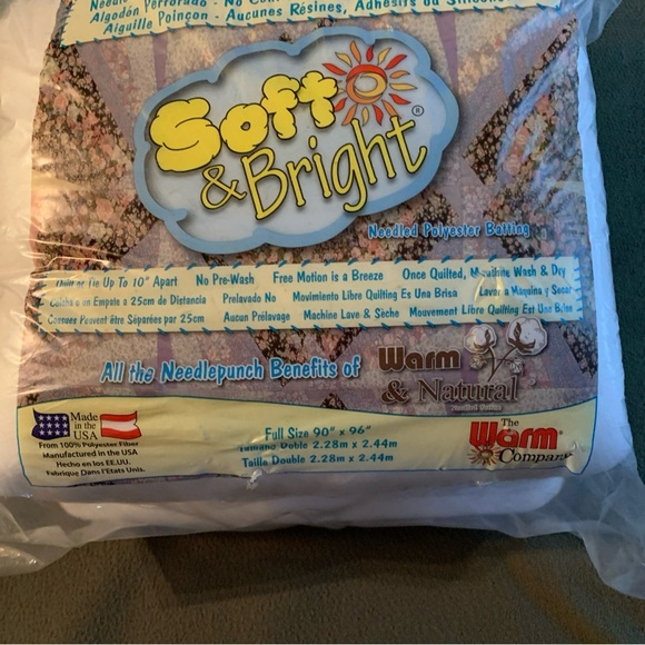 New The Warm Company Soft and Bright polyester batting. Full size. 90” x 96”. - Picture 3 of 8